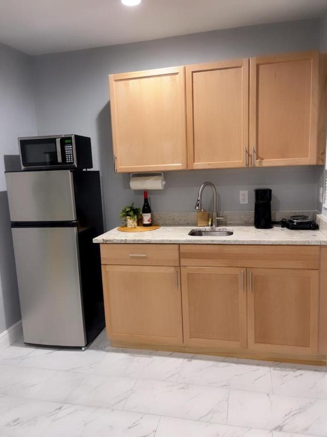 Dan G Apartment Tampa Exterior photo